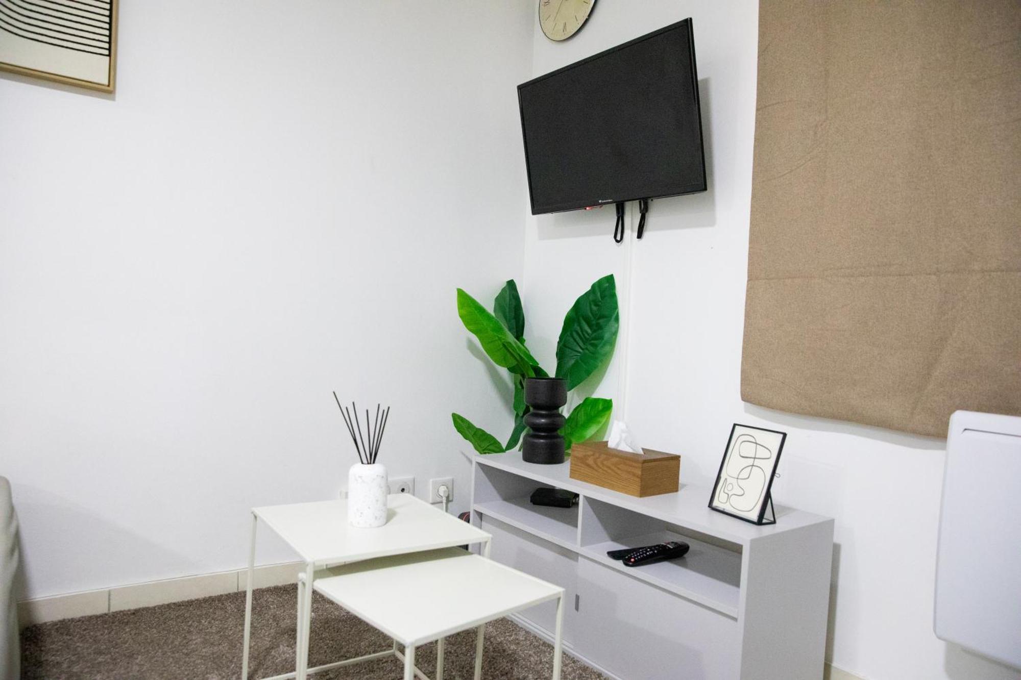 Le Relax Place - Metro 5 Bobigny Luaran gambar