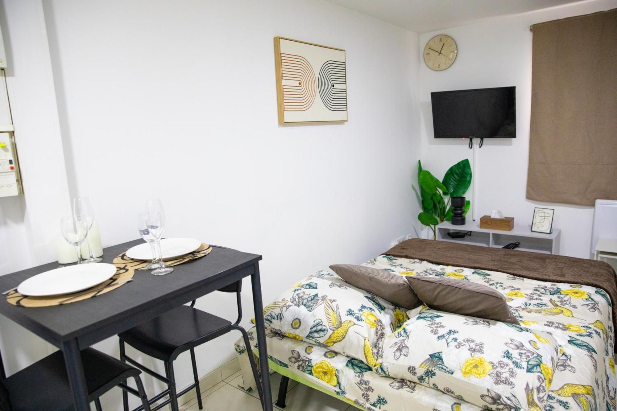 Le Relax Place - Metro 5 Bobigny Luaran gambar