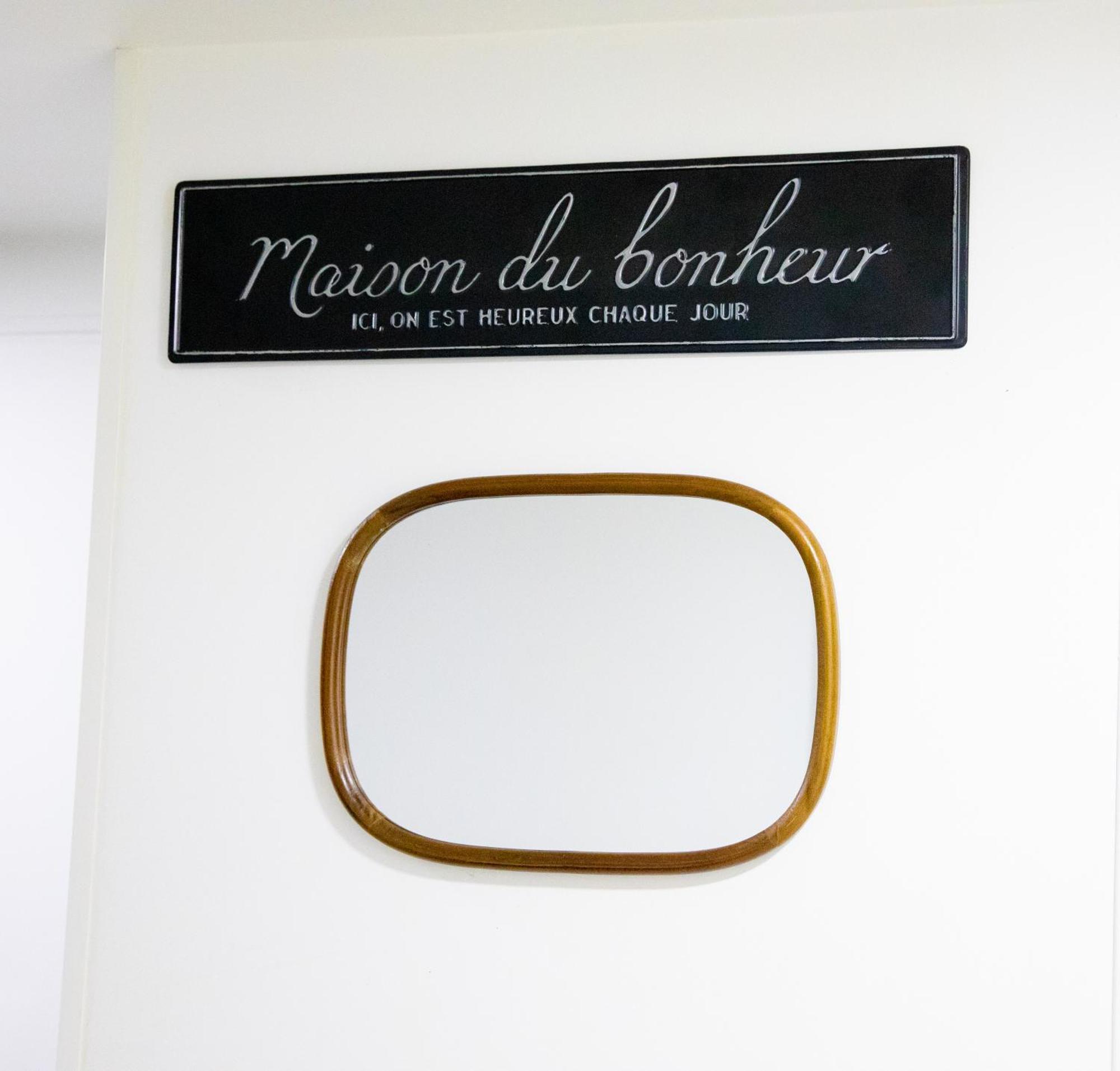 Le Relax Place - Metro 5 Bobigny Luaran gambar